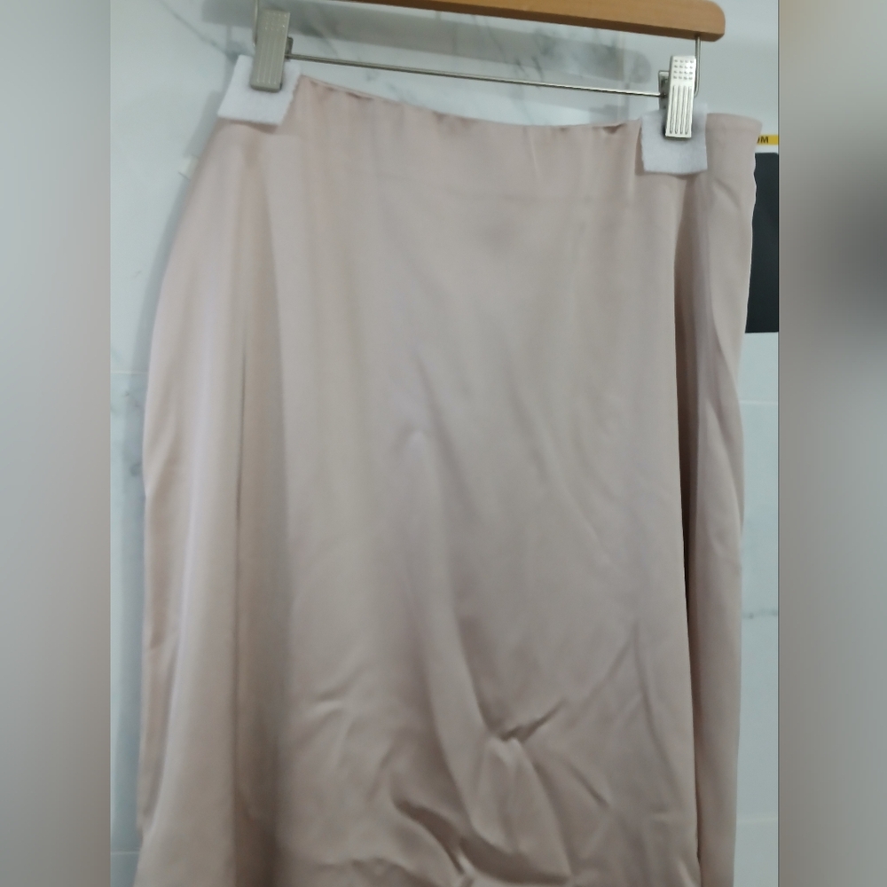 Satin Skirt Various Sizes Mushroom Color By French Connection NWT - Picture 6 of 12